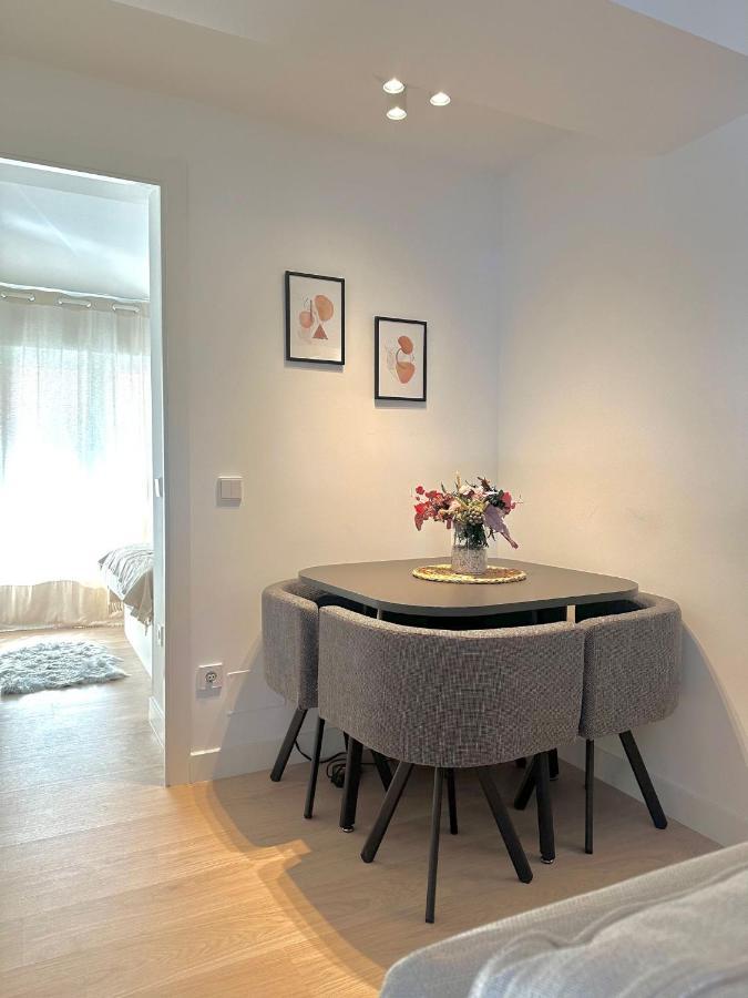 Private Room In A Shared Apartment, Habitacion Privada En Un Apartamento Compartido En Pacifico, Madrid Eksteriør bilde